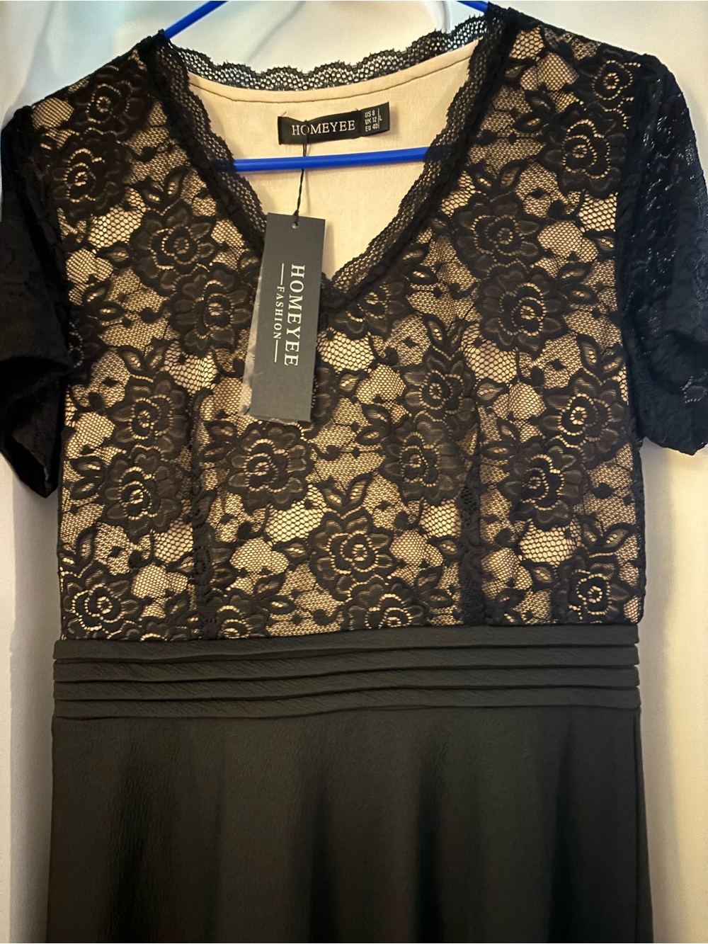 Homeyee Black Lace Midi Dress with Pleated Waist